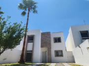 Casa en Venta en Residencial Senderos, Torreón Ubicación...