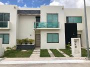 Casa en Venta en Residencial Terramagna Canc?n con...