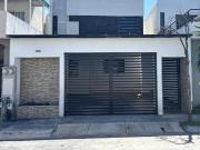 Casa en venta en Residencial Valle Azul, Apodaca, Nuevo León