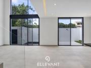 CASA EN VENTA EN RESIDENCIAL VÍA CUMBRES