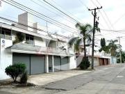 CASA EN VENTA en Residencial Victoria zona Plaza del Sol