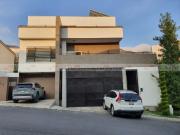 Casa en venta en Residencial y Club de Golf la...