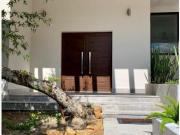 Casa en venta en Residencial y Club de Golf la...