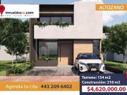 CASA EN VENTA EN RETORNO DE LOS ALPES NORTE ALTOZANO,...