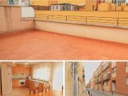 Casa en venta en Reus, Ponent. CASA ADOSADA EN EL CENTRO...