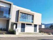 Casa en venta en Rincón de la Montaña, Morelia,...