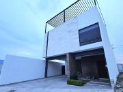 Casa en venta en Rincón de Los Encinos