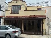 CASA EN VENTA EN RINCON DEL ROBLE SAN NICOLAS