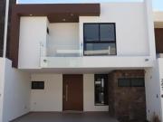 CASA EN VENTA EN RINCONADA DE SANTA FE 1 CON 4 RECAMARAS...