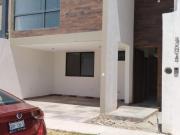 Casa en venta en Rinconada de Santa Fe, León, Guanajuato