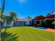 Casa en venta en Rinconada Vista Hermosa, Cuernavaca,...