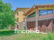 Casa en venta en Riudarenes. Masía catalana y finca...