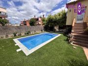 Casa en venta en Roca del Vallès La. MAGNIFICA CASA A 4...