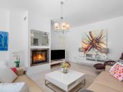 Casa en venta en Rojales. Descubre esta elegante villa...
