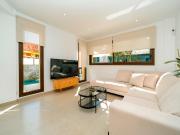 Casa en venta en Rojales. VILLA con 3 dormitorios y...