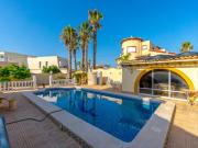 Casa en venta en Rojales. VILLA ORIENTADA AL SUR CON...
