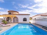 Casa en Venta en Roses