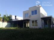 Casa en Venta en rukan con camino al refugio
