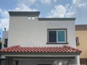 Casa en venta en Sabino Residencial zona Carretera Nacional