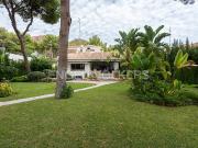 Casa en venta en Sagunt, Centro El Castillo. Villa con...