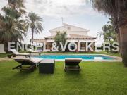 Casa rústica / Caserío en Venta en Sagunto Sagunt