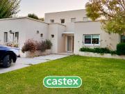 Casa en venta en Saint Mathew's