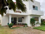 casa en venta en salinas de rey. Cod V104860