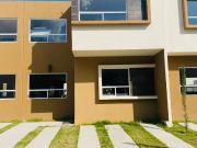 Casa en Venta en Calimaya, México: Gated Community con...