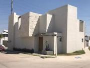 Amplia Casa en Venta en San Angel Etapa 1 | Recámara en...