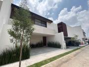 CASA EN VENTA EN SAN ÁNGEL V