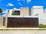 Casa en Venta en San Antonio Cucul, de 4 habitaciones,...