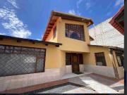 CASA EN VENTA EN SAN ANTONIO, MITAD DEL MUNDO
