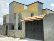 Casa en venta en San Bartolome Tlaltelulco, Metepec, México