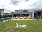 Casa en Venta en San Benito, Villanueva, Tigre, G.B.A....