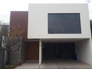 Casa en venta en San Bernardino Tlaxcalancingo, San...