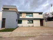Casa en Venta de 4 Habitaciones en San Diego Cutz, Mérida