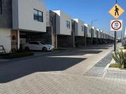 CASA EN VENTA EN SAN GASPAR TLAHUELILPAN, METEPEC