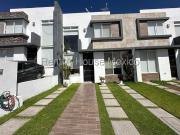 Casa en venta en San Isidro Juriquilla, Querétaro