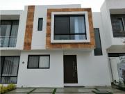 CASA EN VENTA EN SAN ISIDRO JURIQUILLA QUERETARO GAA
