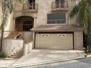 CASA EN VENTA EN SAN JERONIMO