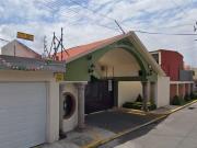 Casa en venta en San Jeronimo Chicahualco, Metepec, México