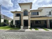 Casa en venta en San Jorge Pueblo Nuevo, Metepec, México