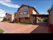 casa en venta en san josé de bavaria. Cod V16867