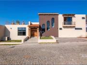Casa en venta en San Juan Cosala, Jocotepec, Jalisco