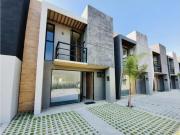 Casa en venta en San Juan Cuautlancingo, Cuautlancingo,...