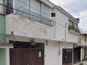 CASA EN VENTA EN SAN JUAN DE ARAGON