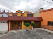 Casa En Venta En San Juan De Aragón