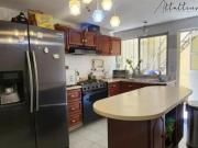 Casa en venta en San Juan de Aragón, cerca de metro...