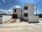 CASA EN VENTA EN SAN JUAN DEL RIO QUERETARO