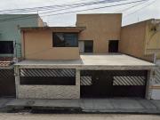 Casa en venta en San Lorenzo Tepaltitlán Centro, Toluca,...